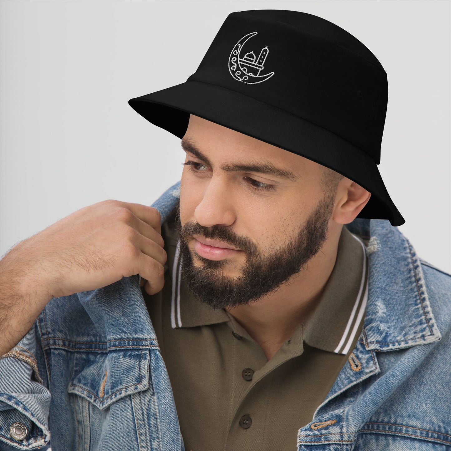 BUCKET HAT