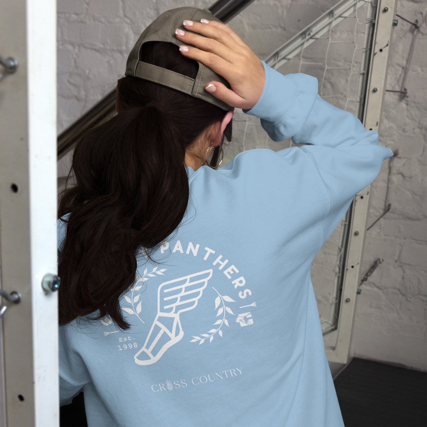 CENTURY XC PINEAPPLE EMBROIDERY CREWNECK
